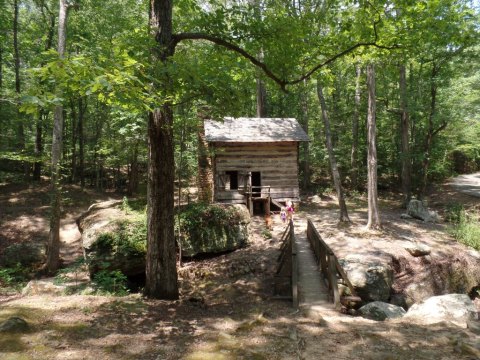 The One State Park In Mississippi That Stands Out From The Rest