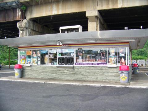 These 7 Ice Cream Parlors Have The Best Soft Serve In Pittsburgh