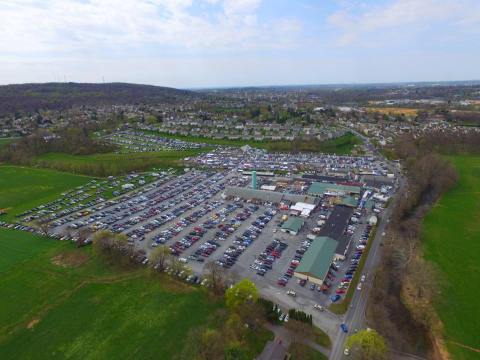 The Quirky Market In Pennsylvania Where You’ll Find Terrific Treasures