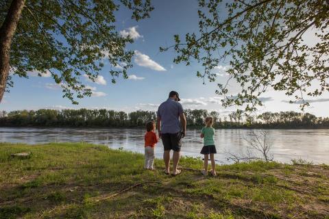 The Magical River Walk In Missouri That Will Transport You To Another World