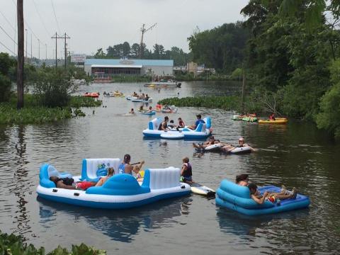 Float Through This River Fest In Delaware On The Best Day Of Summer