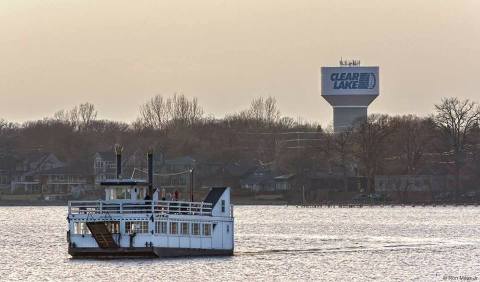 The One Of A Kind Ferry Boat Adventure You Can Take In Iowa