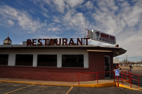 This Desert Town Diner In New Mexico Does Home Cooking To Perfection