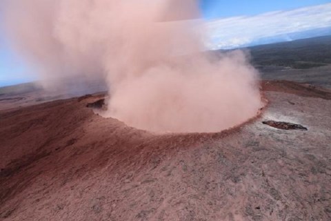 The World's Most Active Volcano Is Threatening Hawaii And Here's What You Should Know