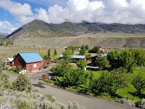 This Hidden Bed And Breakfast Is One Of Nevada's Best Kept Secrets