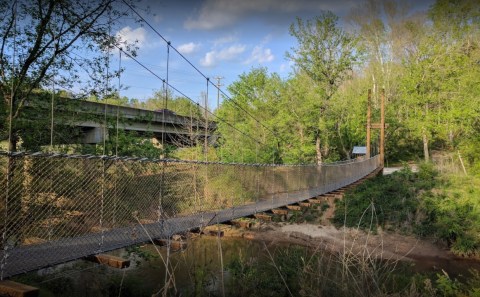 The Beautiful Bridge Hike In North Carolina That Will Completely Mesmerize You