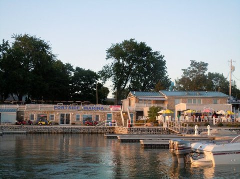 A Scenic Waterfront Restaurant In Ohio, Dockers Is A Seafood Paradise