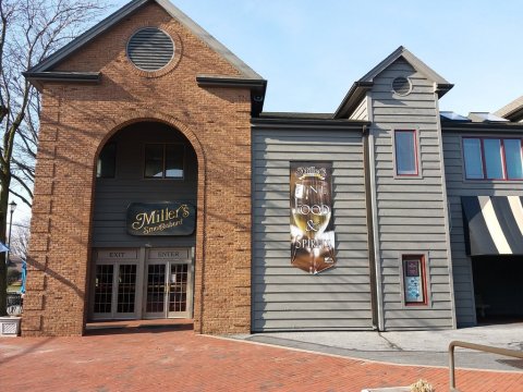 The One Delicious All-You-Can-Eat Buffet In Pennsylvania That's Actually Worth Visiting