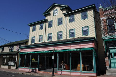 There's So Much To Discover At This Incredible 3-Story Antique Shop In Connecticut