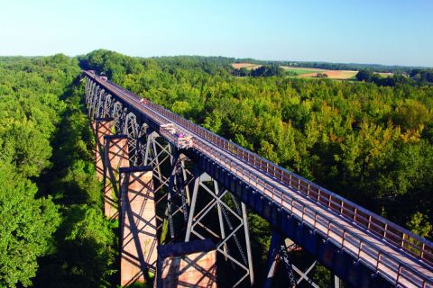 The Beautiful Bridge Hike In Virginia That Will Completely Mesmerize You