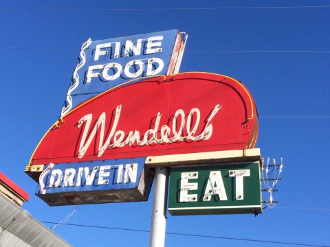 This Unassuming Nashville Restaurant Serves Up Southern Cooking Like Grandma Used To Make