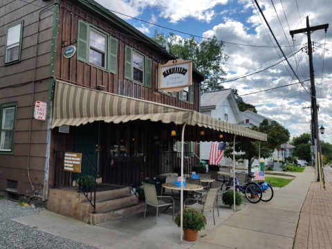 Buffalo Is Home To The Best Wings And Here Are The 9 Places To Find Them