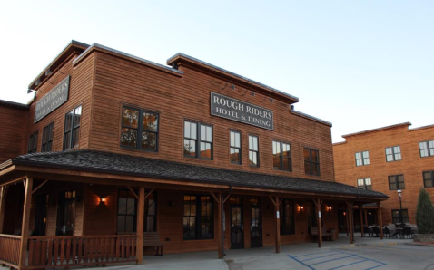 The History Behind This Remote Hotel In North Dakota Is Both Eerie And Fascinating