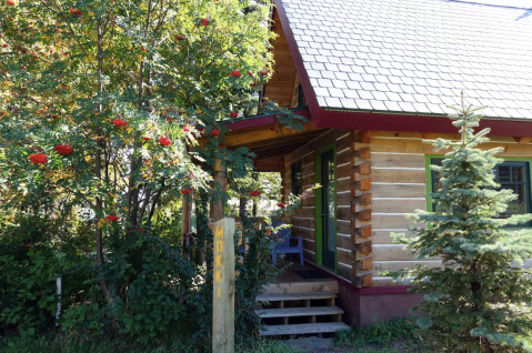 A Stay In This Minnesota Cabin Is Like Something Out Of A Storybook