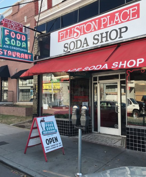 The Old-Fashioned Ice Cream & Candy Shop In Nashville That's Simply To Die For