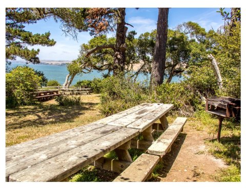 The Incredibly Calm Beach In Northern California That You'll Definitely Want To Lounge At