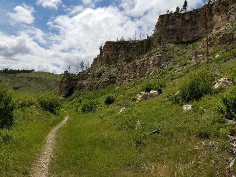 This Canyon Trail In South Dakota Is The Perfect Black Hills Adventure