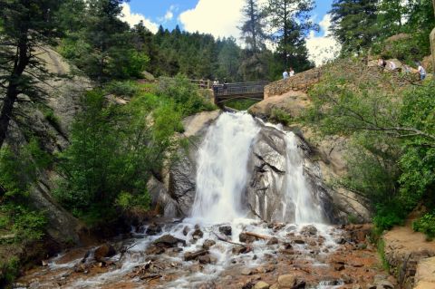 5 Totally Kid-Friendly Hikes In Colorado That Are 1 Mile And Under