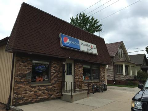 This Tiny Shop In Wisconsin Serves A Bratwurst Sandwich To Die For