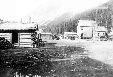 This Hauntingly Beautiful Wyoming Ghost Town Is Plagued With A Tragic Past