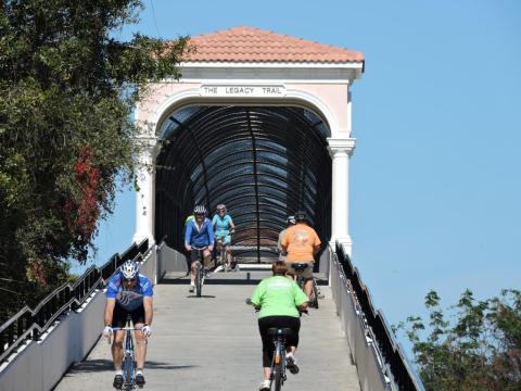 The Beautiful Bridge Hike In Florida That Will Completely Mesmerize You