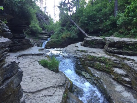 You'll Want To Take This Top Secret Trail To The Best Swimming Hole In South Dakota