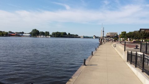 The Magical River Walk In Michigan That Will Transport You To Another World