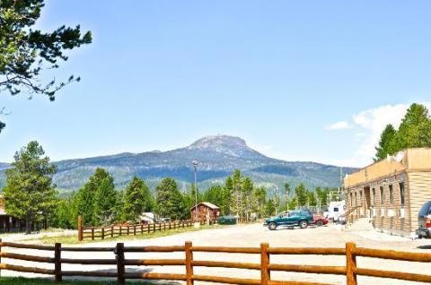 The Longest Main Street In The World Is Here In Idaho And You'll Want To See It