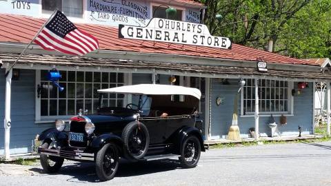 Everyone In West Virginia Should Visit This Amazing Antique Barn At Least Once