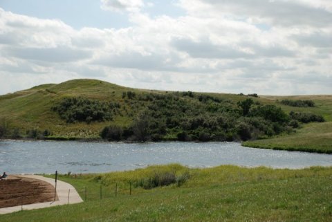 The Underrated Lake That Might Just Be The Most Gorgeous Place In North Dakota