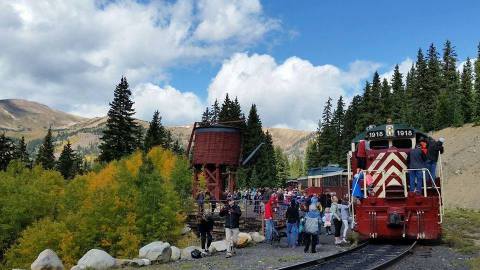 There's A BBQ Train Ride Happening In Colorado And It's As Delicious As It Sounds