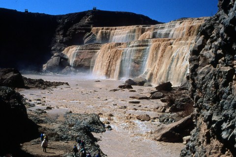 Arizona’s Niagara Falls Is Too Beautiful For Words