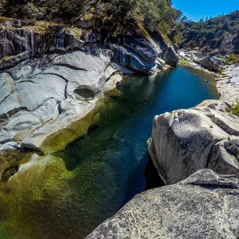 This Secluded Lagoon In Northern California Might Just Be Your New Favorite Swimming Spot