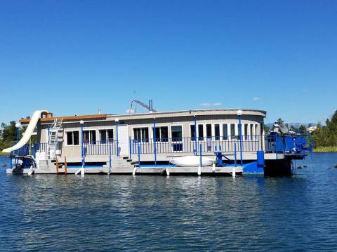 Get Away From It All With A Stay In This Incredible Montana Houseboat