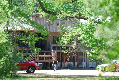 The Remote Cabin Restaurant In Mississippi That Serves Up The Most Delicious Food