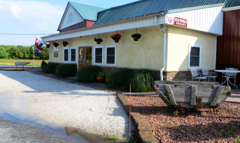 This Hole In The Wall Bakery In Delaware Is Unlike Any Other Place You've Ever Tried