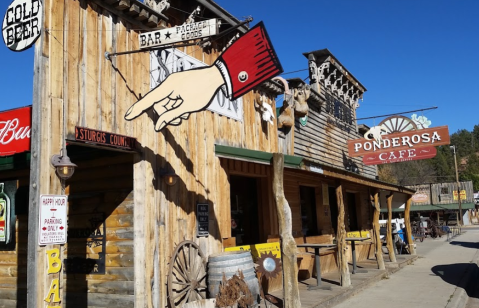 The Quirkiest Restaurant In Wyoming Serves The Most Delicious Dishes