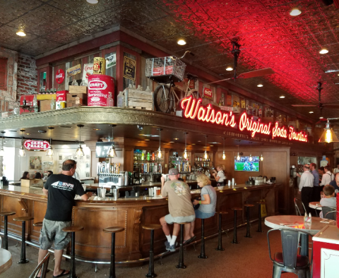 The Old-Fashioned Soda Fountain In Southern California That Serves The Best Comfort Food On The Planet