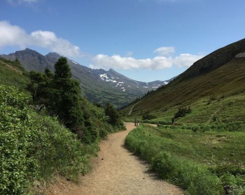 The Alaska Hike That Leads To The Most Unforgettable Destination