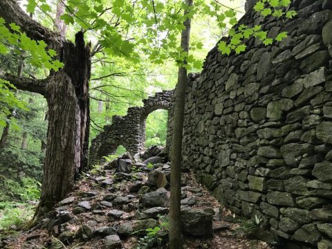 There's A Hike In New Hampshire That Leads You Straight To An Abandoned Castle