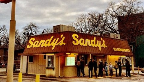 Everyone Goes Nuts For The Hamburgers At This Nostalgic Eatery In Austin