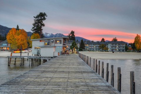 This Northern California Restaurant Is Right On A Pier And It's Just As Dreamy As It Sounds