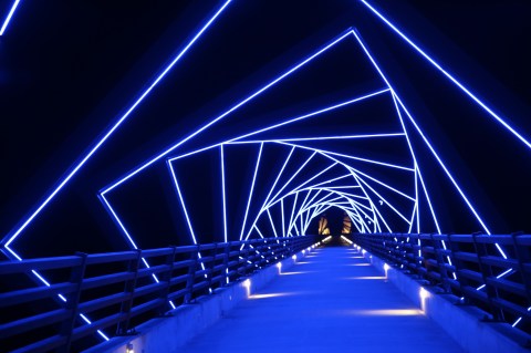 This Full Moon Bike Ride Crosses The Most Stunning Bridge In Iowa