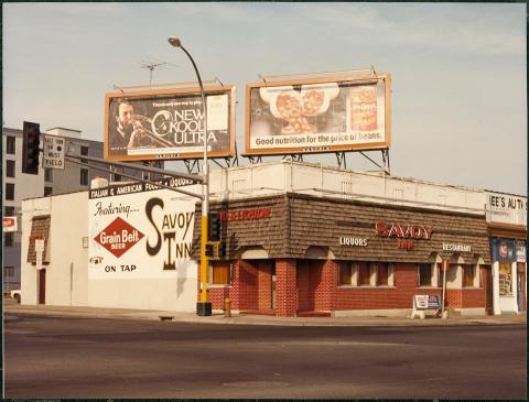 Minnesotans Have Loved This Irresistible Local Pizza Chain For More Than 50 Years