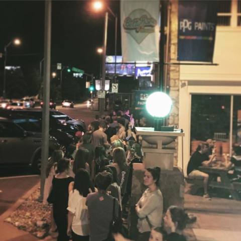 The Ice Cream Parlor In Missouri That's So Worth Waiting In Line For