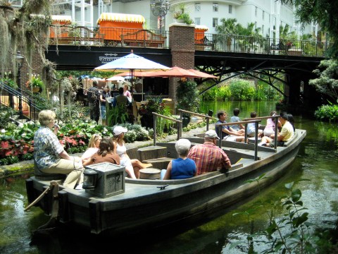 Take A Ride On This One-Of-A-Kind Canal Boat In Tennessee