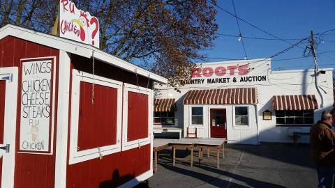 You’ve Got To Try The Unassuming Eatery In Pennsylvania That Serves Award Winning Pizza