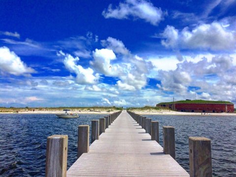 There's A Lot More To This Mississippi Island Than Beautiful Beaches And Pristine Water