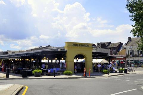 You Have To Try The Crab Cakes At This Heavenly Restaurant In New Orleans