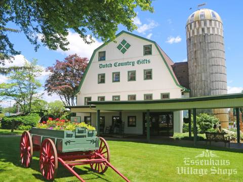 7 Amish Bakeries In Indiana With Treats Better Than Grandma Makes